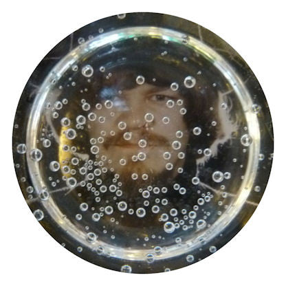 Mesak &amp; Irwin Berg / Rasmus Hedlund : Kaukana Väijyy Ystäviä 2017 (7&quot;, Single)